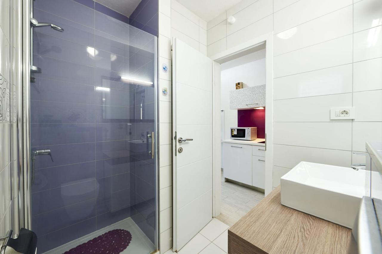 Apartments With A Parking Space Mavarstica, Ciovo - 17803 Трогір Екстер'єр фото