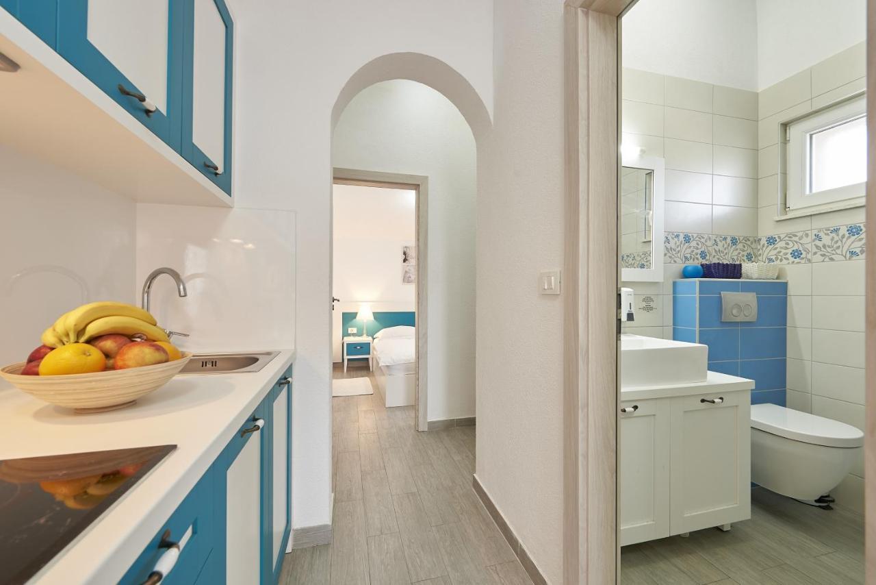 Apartments With A Parking Space Mavarstica, Ciovo - 17803 Трогір Екстер'єр фото